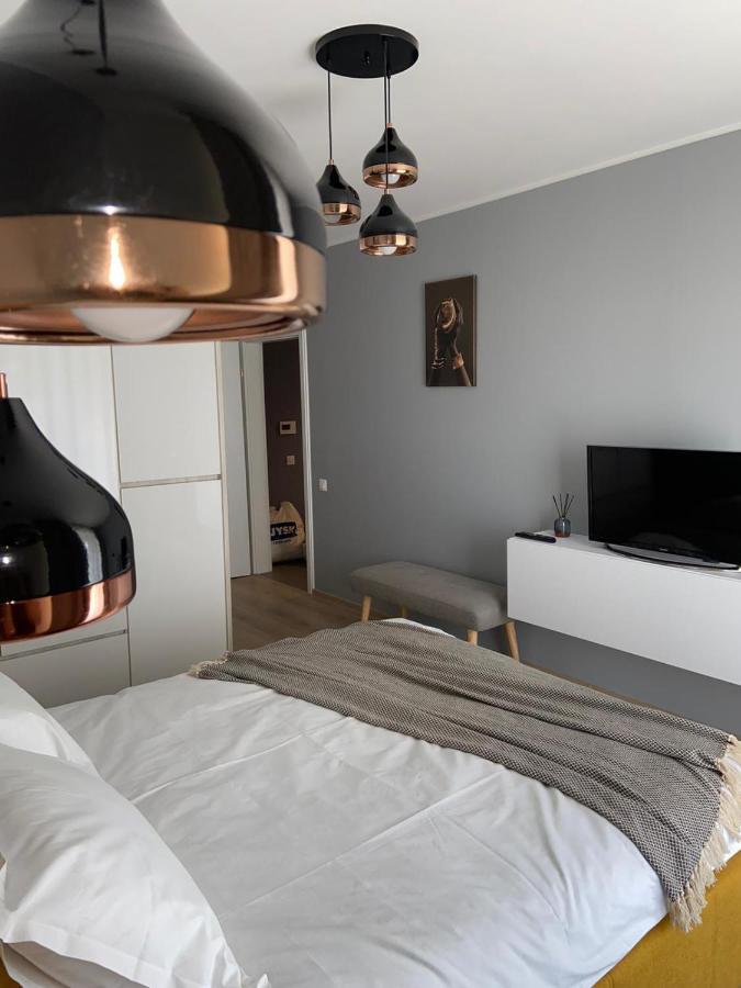 בראשוב Qualis Apartament מראה חיצוני תמונה
