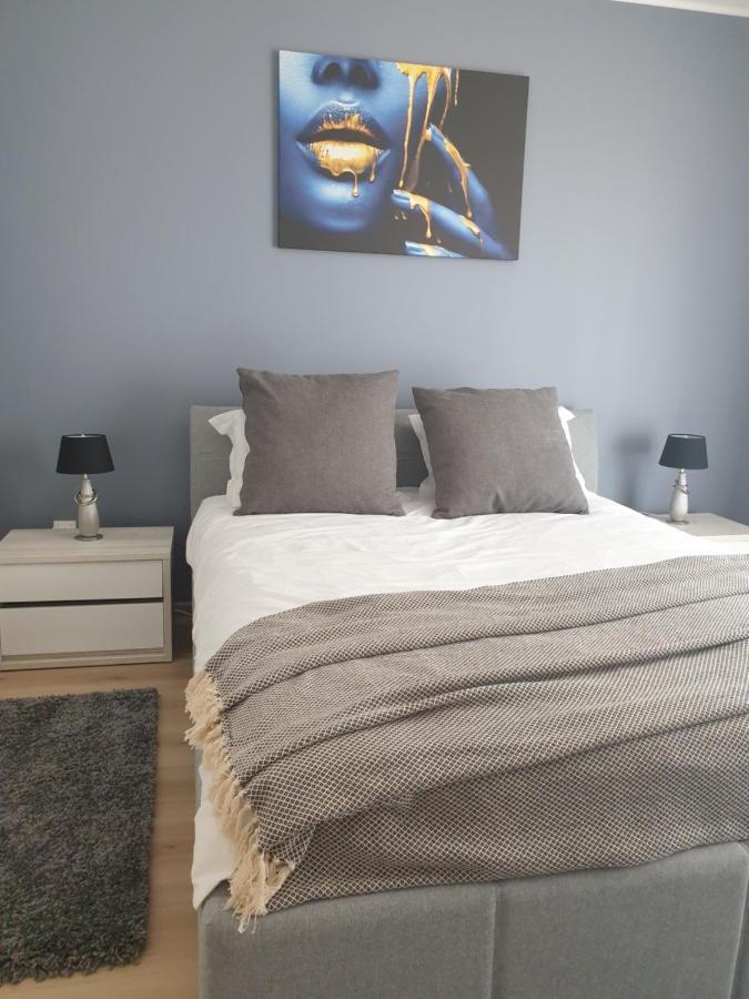 בראשוב Qualis Apartament מראה חיצוני תמונה